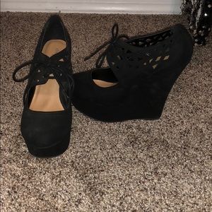 Black Charlotte Russe wedges